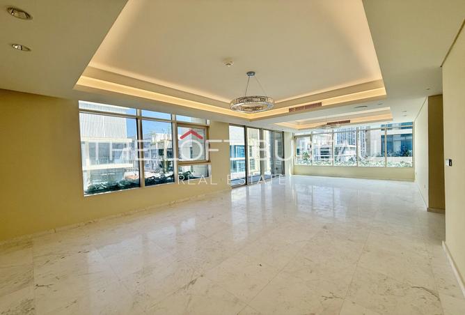 964647 - Property Main Image