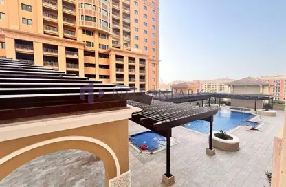 Apartment - 2 Bedrooms - 3 Bathrooms for rent in East Porto Drive - Porto Arabia - The Pearl Island - Doha