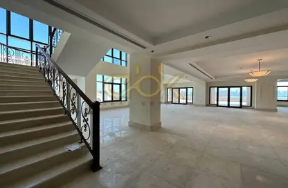 Penthouse - 5 Bedrooms - 7 Bathrooms for sale in East Porto Drive - Porto Arabia - The Pearl Island - Doha