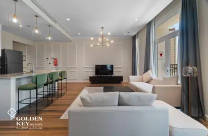Apartment - 2 Bedrooms - 4 Bathrooms for rent in Floresta Gardens - Floresta Gardens - The Pearl Island - Doha