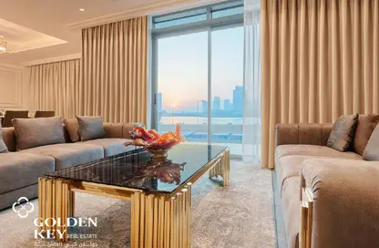 فيلا - 5 غرف نوم - 6 حمامات للايجار في ابراج باي - منطقة الأبراج - جزيرة اللؤلؤة - الدوحة