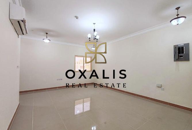 953184 - Property Image 3