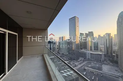Apartment - 3 Bedrooms - 5 Bathrooms for rent in West Bay Tower - West Bay - West Bay - Doha