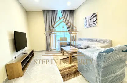 Apartment - 2 Bedrooms - 3 Bathrooms for rent in Floresta Gardens - Floresta Gardens - The Pearl Island - Doha