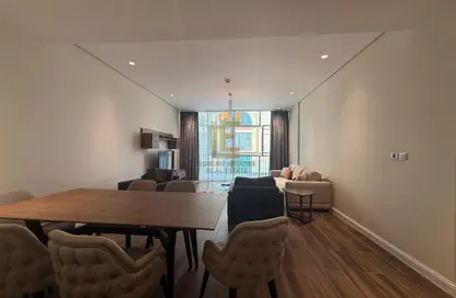 Apartment - 3 Bedrooms - 4 Bathrooms for rent in Floresta Gardens - Floresta Gardens - The Pearl Island - Doha