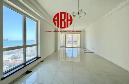 Apartment - 3 Bedrooms - 4 Bathrooms for rent in Viva Central - Viva Bahriyah - The Pearl Island - Doha