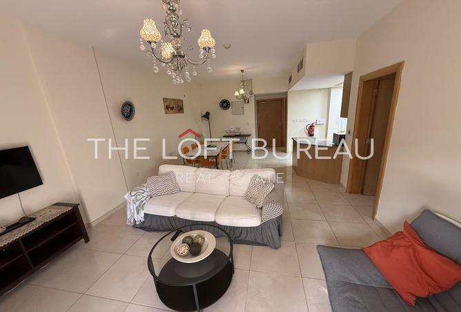 987162 - Property Image 2