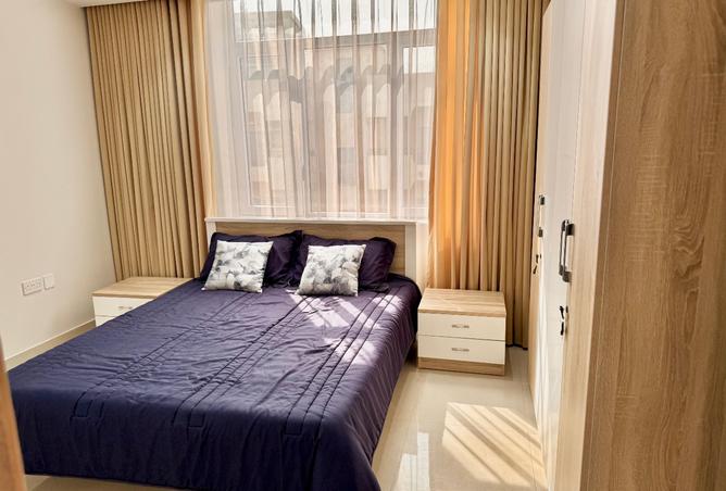 971432 - Property Image 3