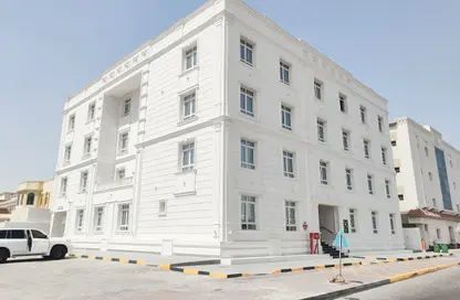 Apartment - 2 Bedrooms - 3 Bathrooms for rent in Madinat Khalifa Building 58 - Madinat Khalifa South - Madinat Khalifa - Doha