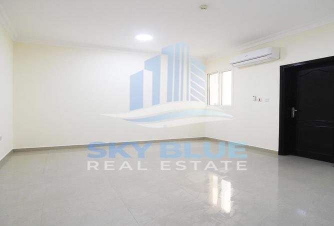 679189 - Property Image 2
