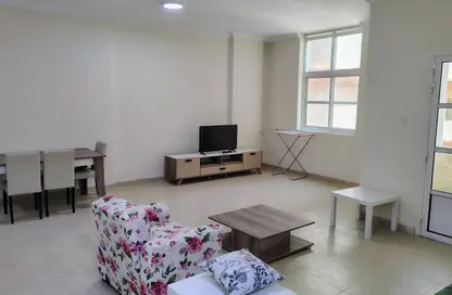 Apartment - 2 Bedrooms - 2 Bathrooms for rent in Banks street - Musheireb - Doha