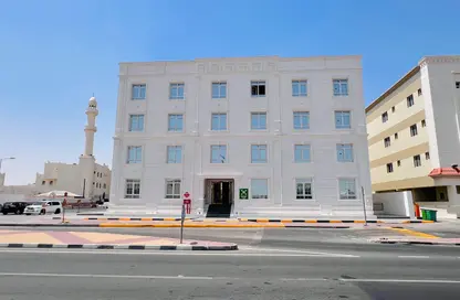 Apartment - 2 Bedrooms - 3 Bathrooms for rent in Madinat Khalifa Building 58 - Madinat Khalifa South - Madinat Khalifa - Doha