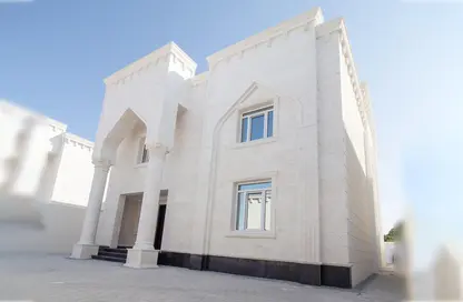 Villa - 7 Bedrooms for sale in AlMuraikh - Doha