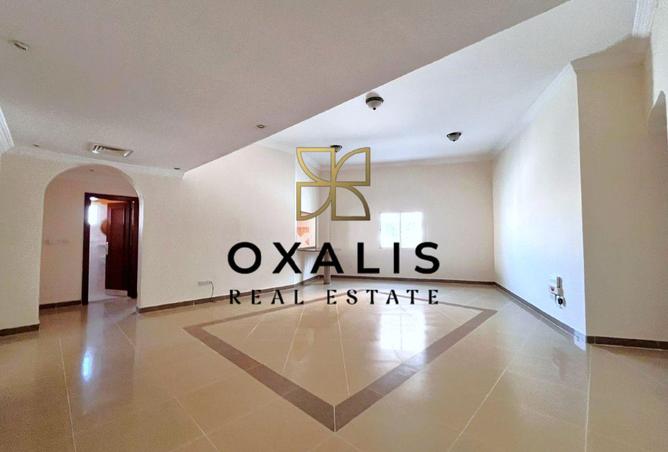 1007014 - Property Image 2