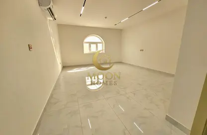 شقة - 2 غرف نوم - 3 حمامات للايجار في بناية مدينة خيلفه 58 - مدينة خليفة جنوب - مدينة خليفة - الدوحة