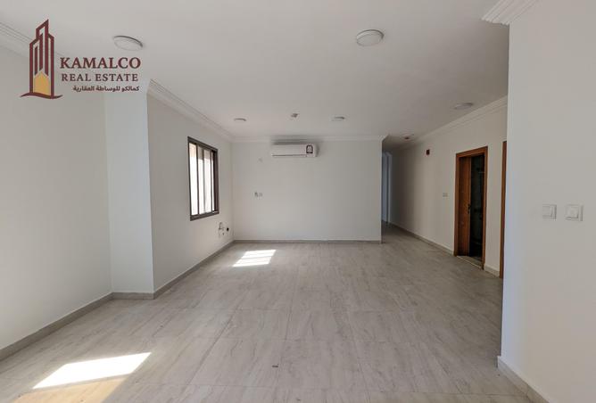 954499 - Property Image 2