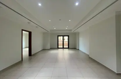 Apartment - 1 Bedroom - 2 Bathrooms for rent in East Porto Drive - Porto Arabia - The Pearl Island - Doha