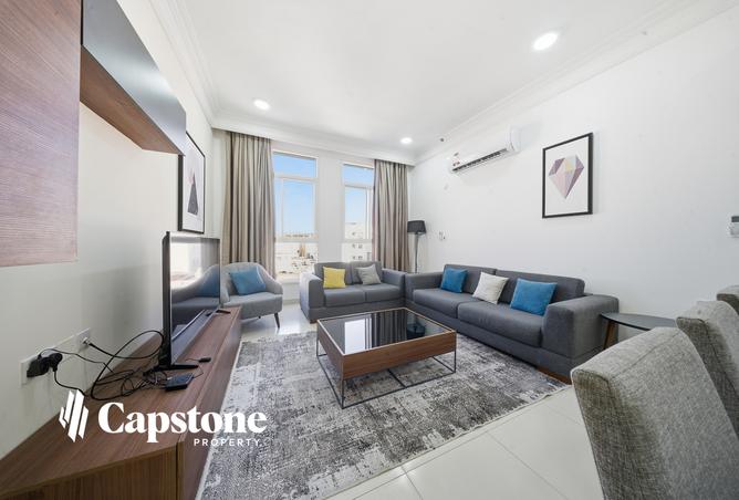 988447 - Property Image 2