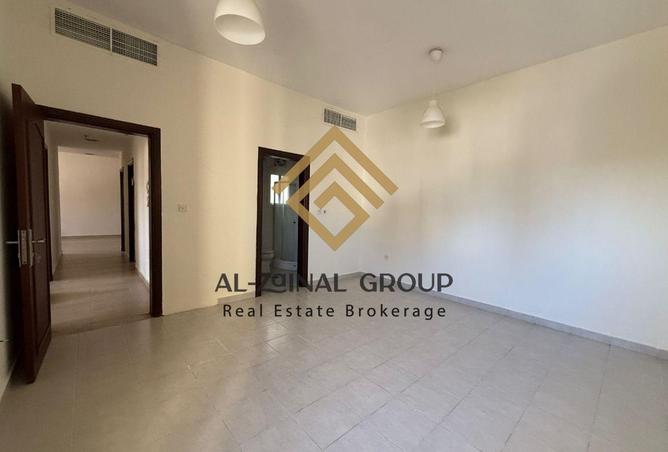 1000176 - Property Image 3