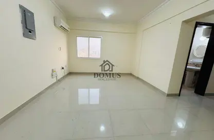 Apartment - 2 Bedrooms - 2 Bathrooms for rent in Bin Omran - Fereej Bin Omran - Doha Apartment - 2 Bedrooms - 2 Bathrooms for rent in Bin Omran - Fereej Bin Omran - Doha