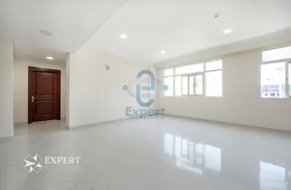 شقة - 2 غرف نوم - 3 حمامات للايجار في مدينة اللسيل - الوسيل