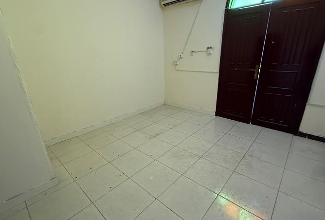 999342 - Property Main Image