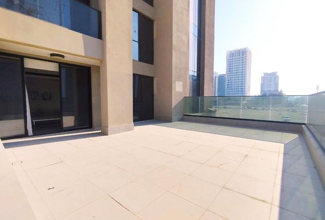 963664 - Property Image 2