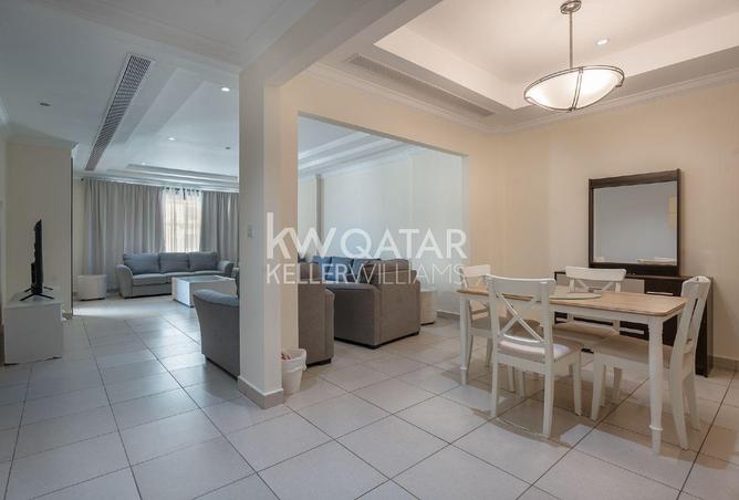 949772 - Property Image 2