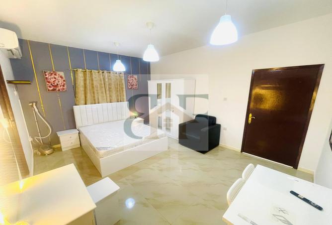 933606 - Property Image 2