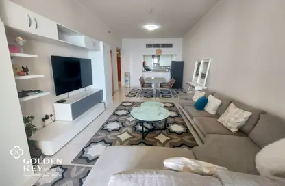 Apartment - 2 Bedrooms - 3 Bathrooms for rent in Viva West - Viva Bahriyah - The Pearl Island - Doha