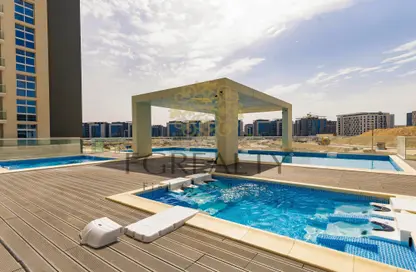 Apartment - 2 Bedrooms - 3 Bathrooms for sale in Boulevard View - Yasmeen City - Lusail