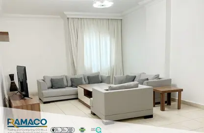 Apartment - 2 Bedrooms - 2 Bathrooms for rent in Al Sadd Road - Al Sadd - Doha