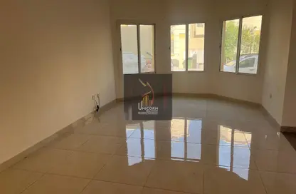 Compound - 4 Bedrooms - 3 Bathrooms for rent in Al Gharrafa - Al Gharrafa - Doha