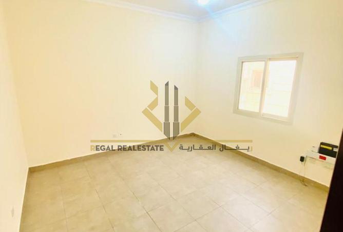 933984 - Property Image 3