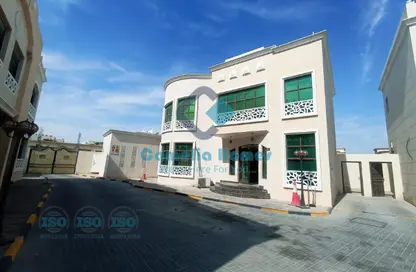 مجمع سكني - 5 غرف نوم - 5 حمامات للايجار في فلل عين خالد - عين خالد - الدوحة