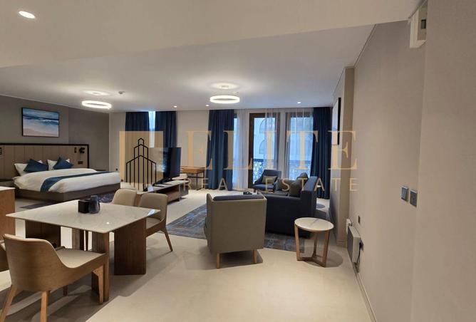 983307 - Property Image 2