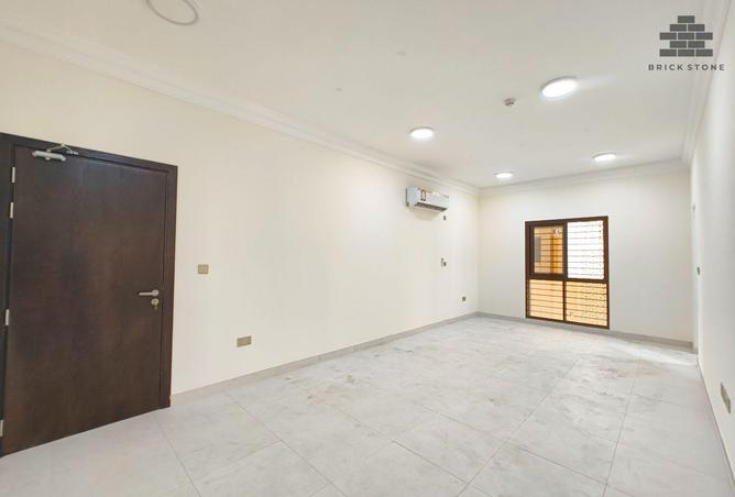 962263 - Property Image 3