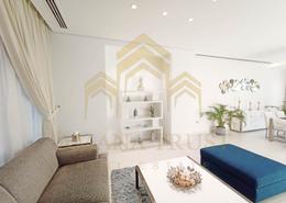 صورةغرفة المعيشة لـ: شقة - 4 غرف نوم - 5 حمامات للكراء في شارع الوعب - الوعب - الدوحة, صورة 1