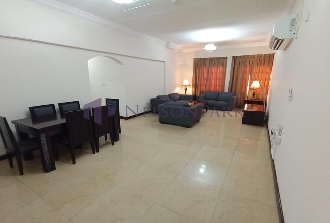 824596 - Property Image 3