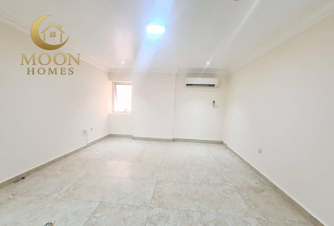 980105 - Property Image 2