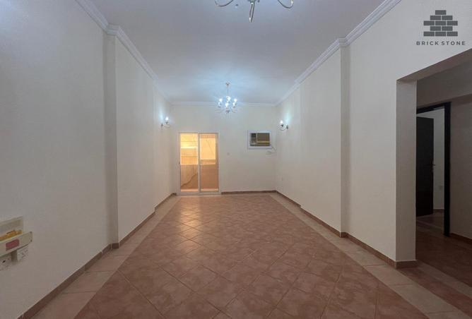 913414 - Property Main Image