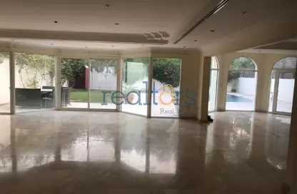 فيلا - 5 غرف نوم - 5 حمامات للبيع في شارع بحيرة الخليج الغربي - بحيرة وست لاجون - الدوحة