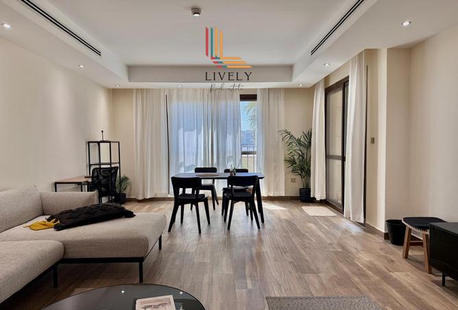 941687 - Property Image 2