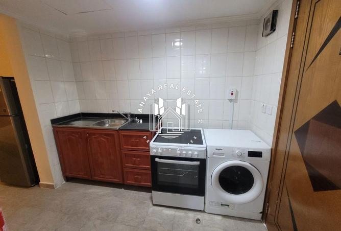 896172 - Property Image 3