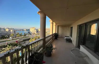 Apartment - 1 Bedroom - 2 Bathrooms for rent in West Porto Drive - Porto Arabia - The Pearl Island - Doha
