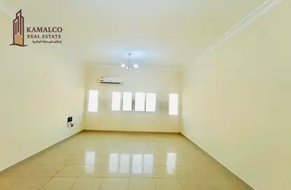 Apartment - 2 Bedrooms - 2 Bathrooms for rent in Muntazah 7 - Al Muntazah - Doha