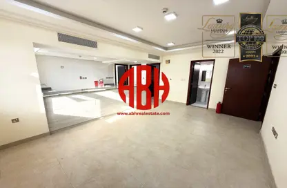 Apartment - 2 Bedrooms - 3 Bathrooms for rent in Al Mansoura - Al Mansoura - Doha