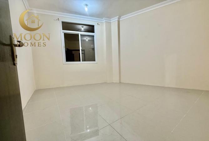 976678 - Property Image 2