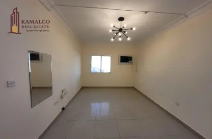 Apartment - 2 Bedrooms - 2 Bathrooms for rent in Old Airport Road - Doha