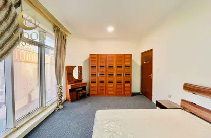 Apartment - 1 Bedroom - 1 Bathroom for rent in Umm Ghuwailina 4 - Umm Ghuwailina - Doha